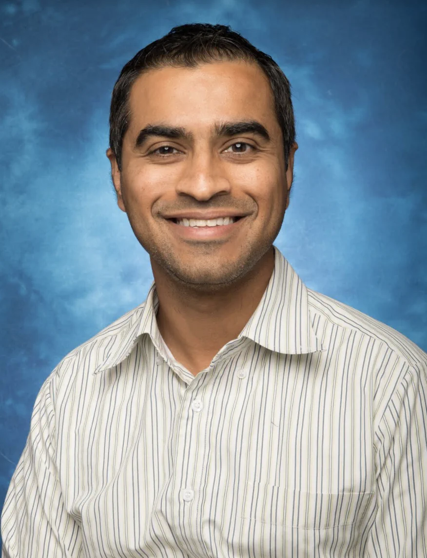 Portrait of Dr. Ajay Manchandia.